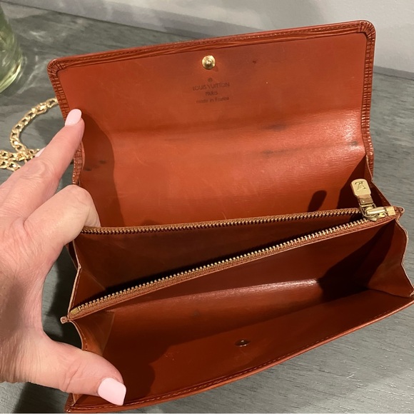 Louis Vuitton EPI Brown Wallet - Picture 6 of 12